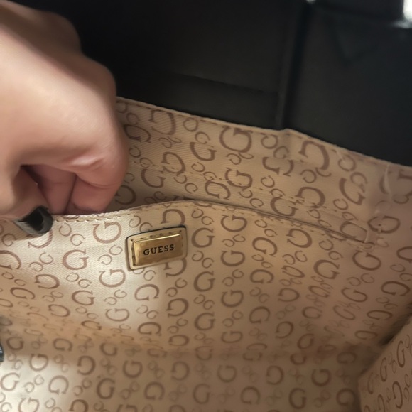 Guses cross body bag - Picture 6 of 7